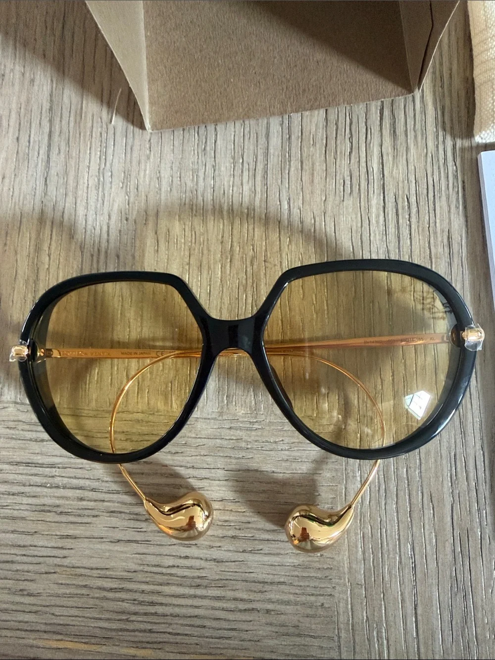 NEW in Box Bottega Veneta Black and Gold 60mm Round Drop Sunglasses